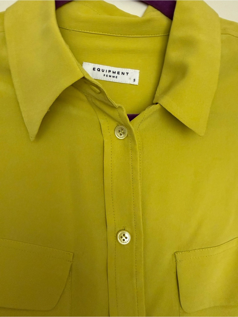 Equipment FR Signature Silk Chartreuse Green Button-Down Shirt Small EUC - Picture 3 of 6